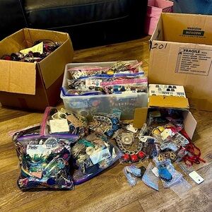 3 LB CRAFT JUNK WEARABLE vintage 2 modern jewelry lot.~ jewelry mystery fun art